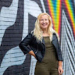 Meet your Posher, Dana